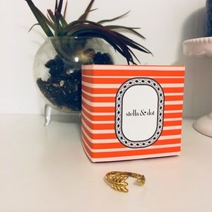 Stella&Dot Arrow Ring